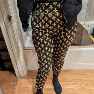 Laura Byrnes 2013 Fleur De Lis Cropped Cigarette Pants - Medium